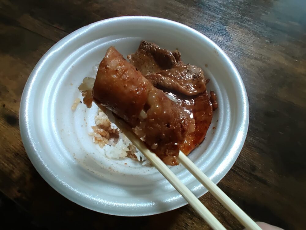 セブン北海道グルメフェアぶたはげ豚丼ご飯と豚肉